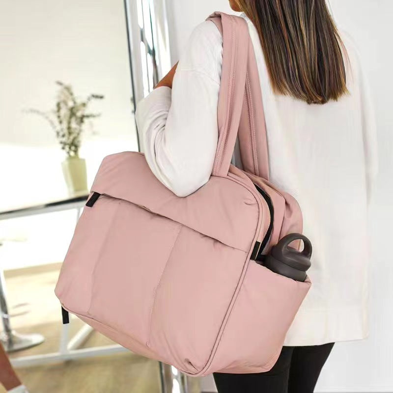 Large Capacity Casual Shoulder Travel Bag